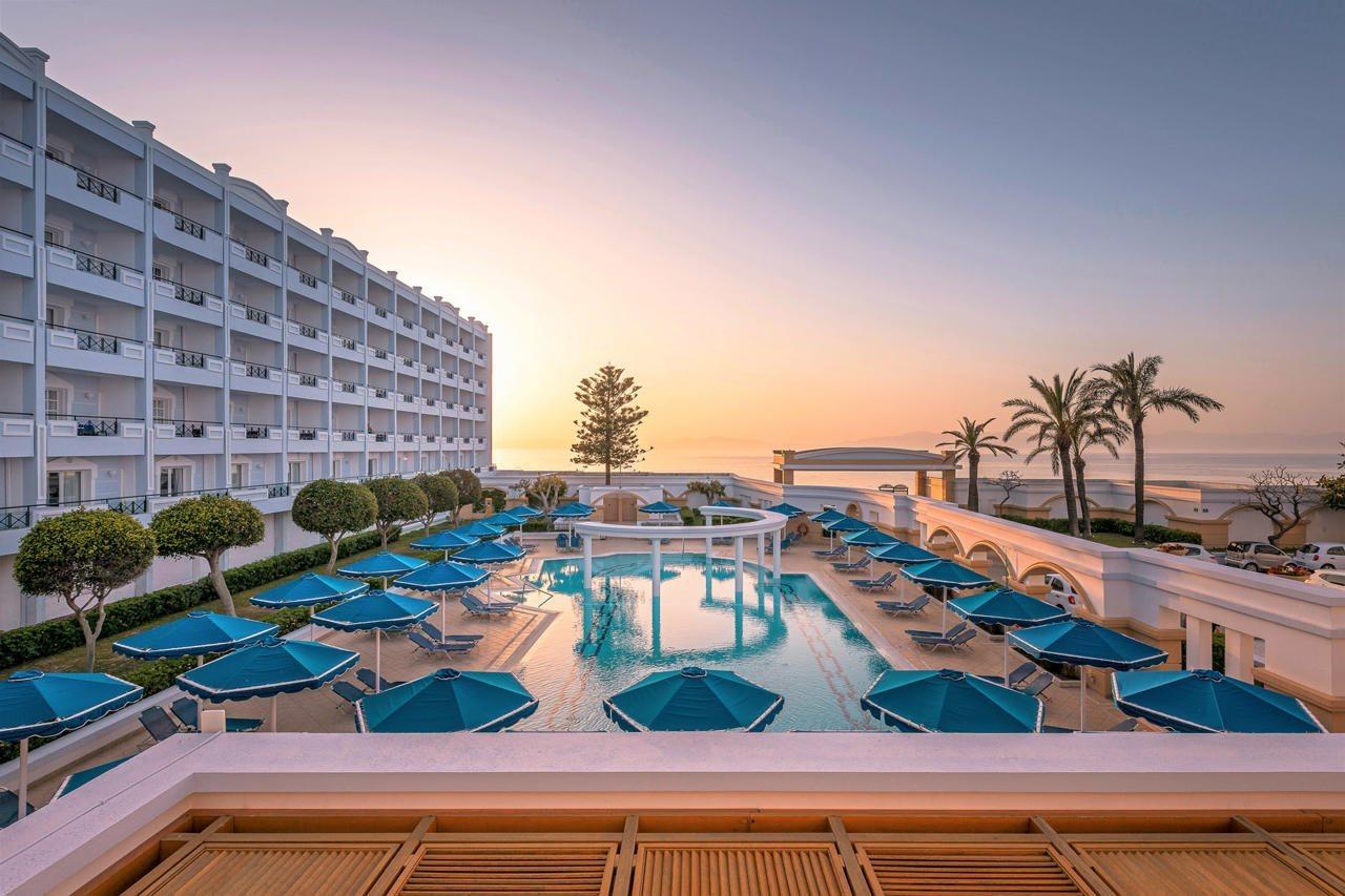 Mitsis Grand Rezort 5*