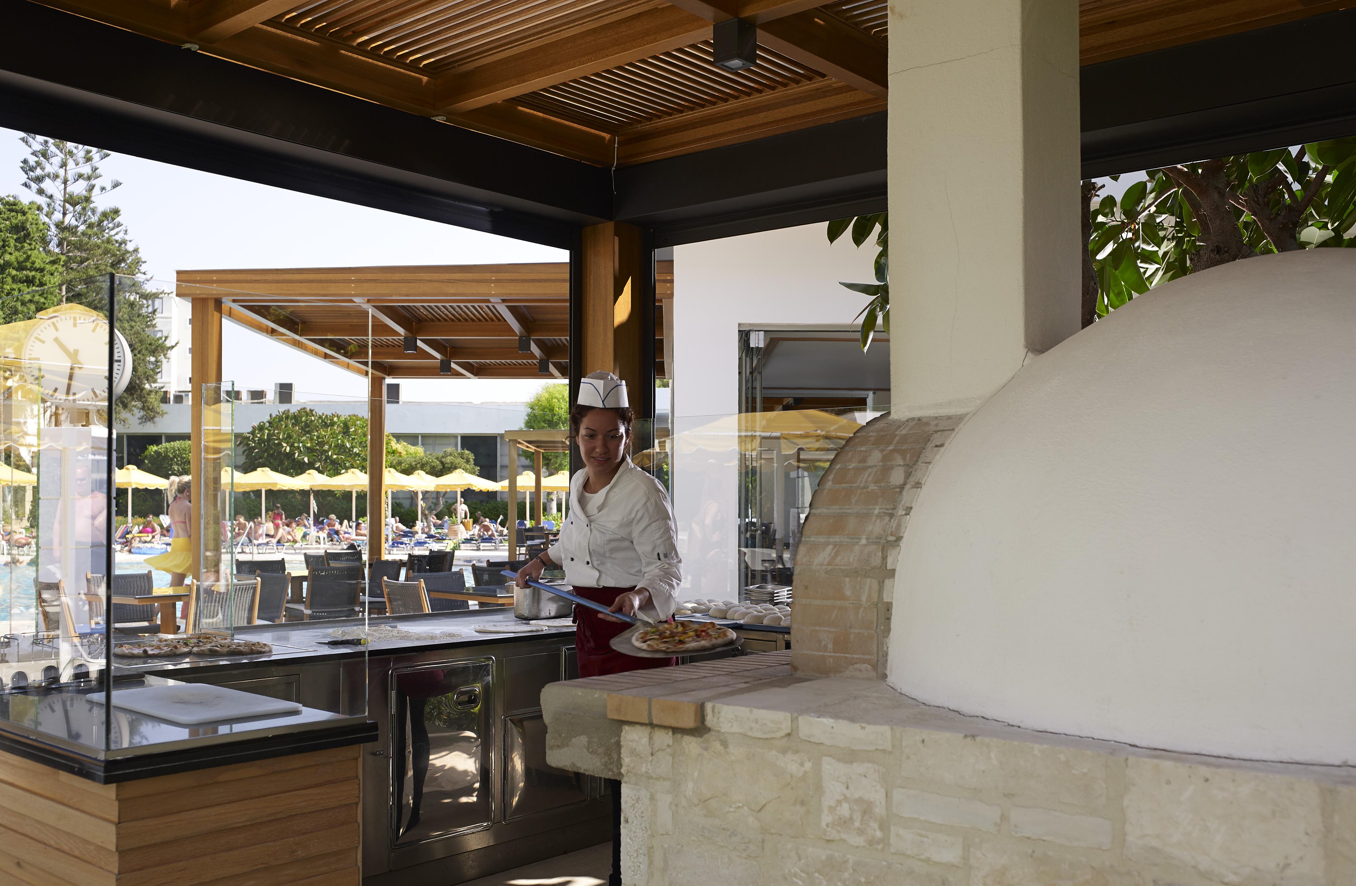 Resort Mitsis Grand 5*