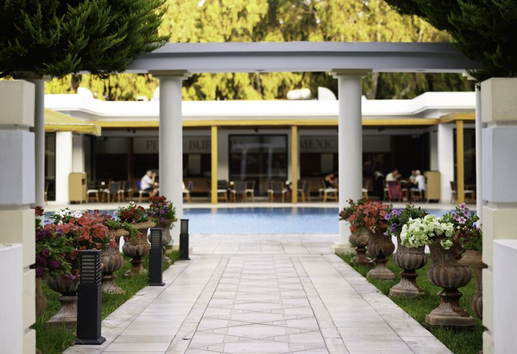Resort Mitsis Grand 5*